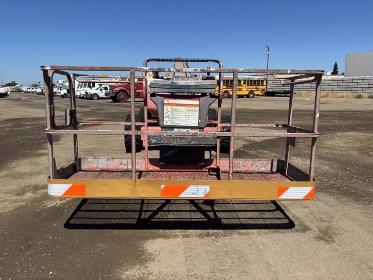 2003-jlg-600a-image-6