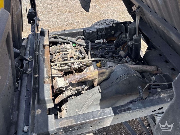 2013-john-deere-gator-image-8