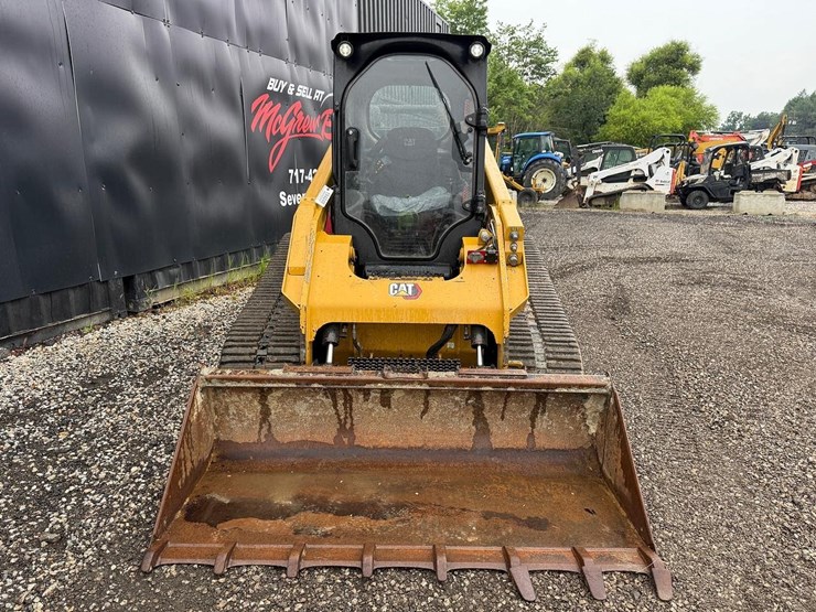 2020-caterpillar-299d3-image-7
