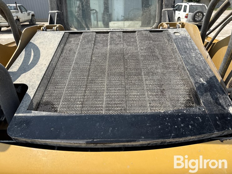 2012-caterpillar-257b-image-15