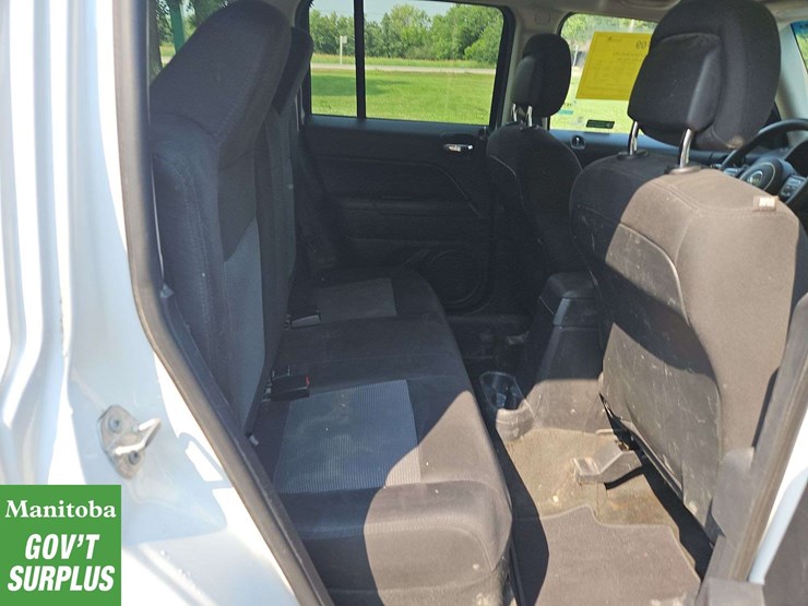 2015-jeep-patriot-image-23