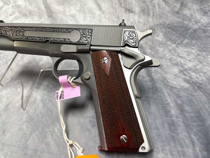 #10853-•-colt-model-70,-45-auto-semi-auto-pistol,-sn:-gv066584-image-11