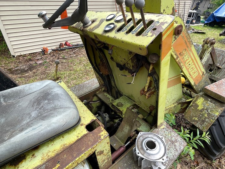 #6139-•-vintage-swinger-wheel-loader-image-7