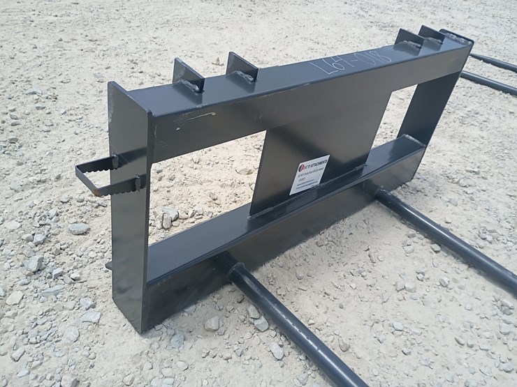 #l64-018-•-jct-bale-spear-skid-steer-attachment-image-6