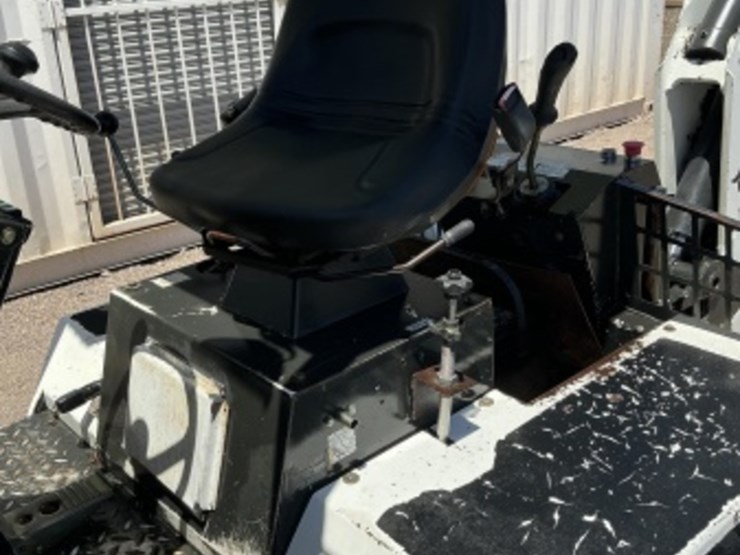 bobcat-b100t-image-18
