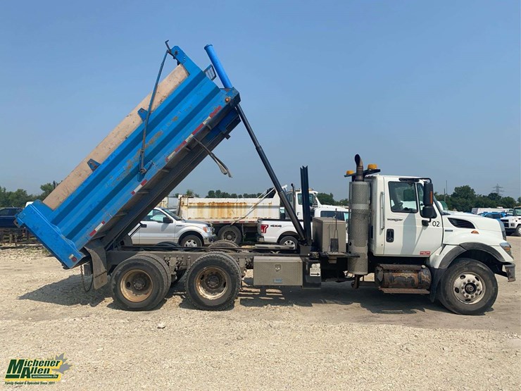 2008-international-workstar-7400-image-17