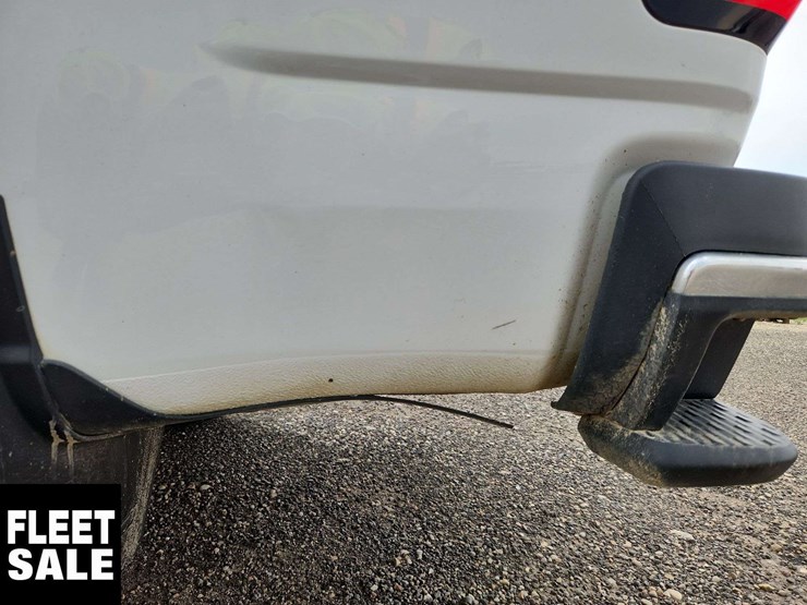 2021-chevrolet-colorado-image-48