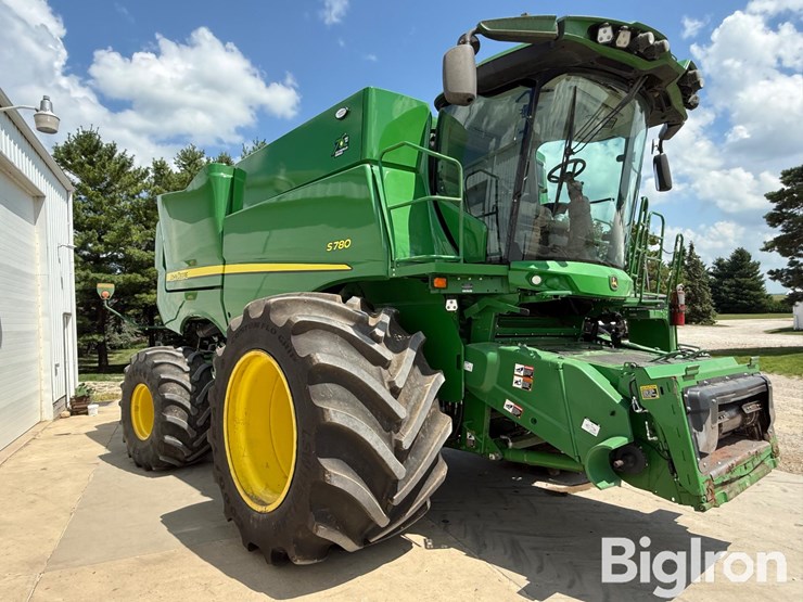 2022-john-deere-s780-image-3
