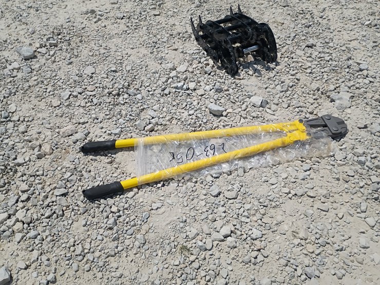 #l63-056-•-bolt-cutter-image-3
