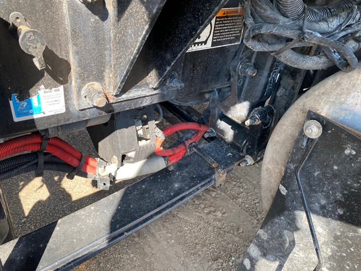 2018-kenworth-t440-image-48