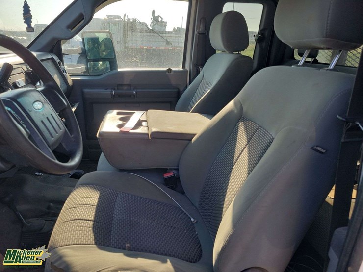 2012-ford-f350-image-16