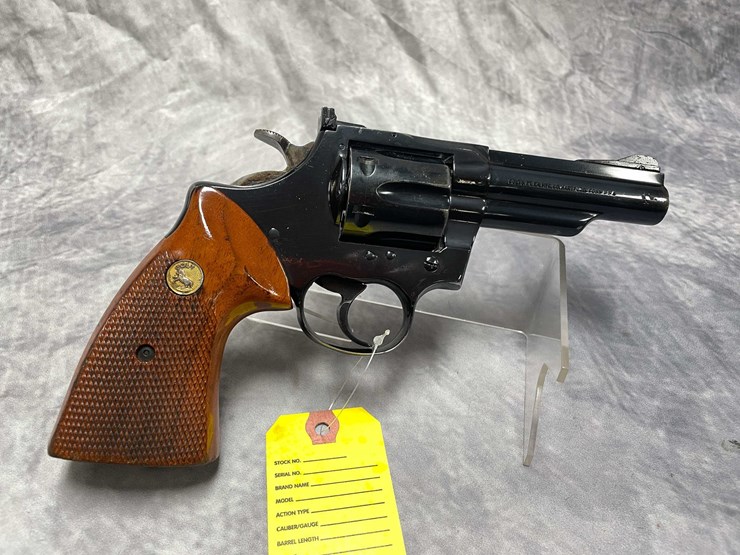 #10854-•-colt-trooper,-357-mag-revolver,-sn:-l31065-image-1