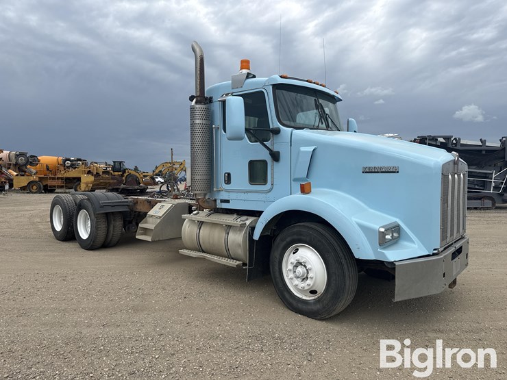 2007-kenworth-t800-image-3