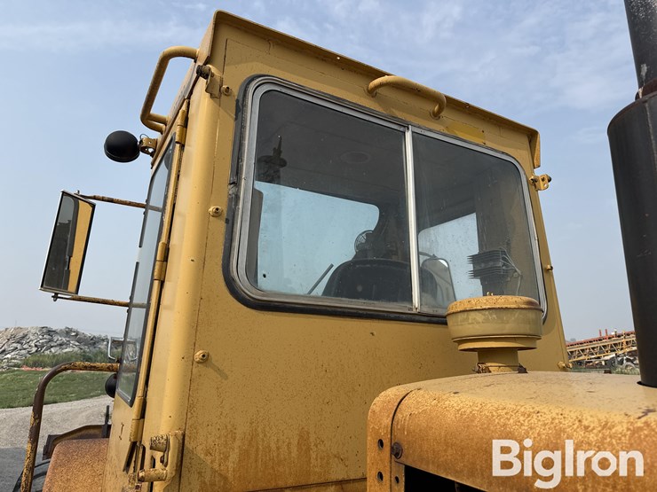 1978-caterpillar-950-image-11