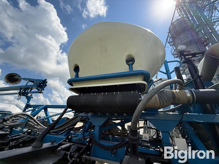2013-kinze-3600-image-19