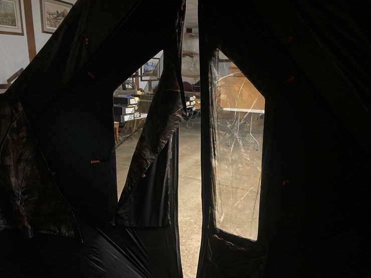#10669-•-thunder-bay-tall-boy-pop-up-tent-image-12