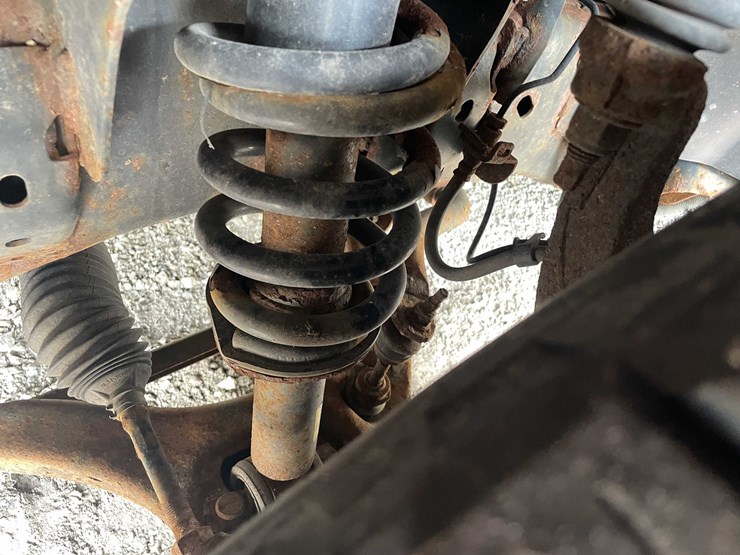 2014-ford-f150-xl-image-76