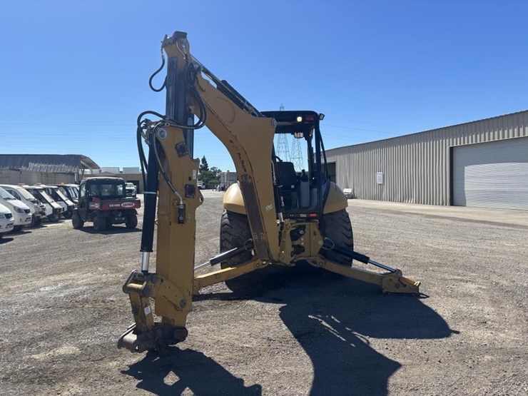 2012-caterpillar-420f-image-8