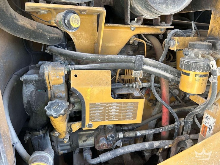 2002-caterpillar-924g-articulated-wheel-loader-image-8