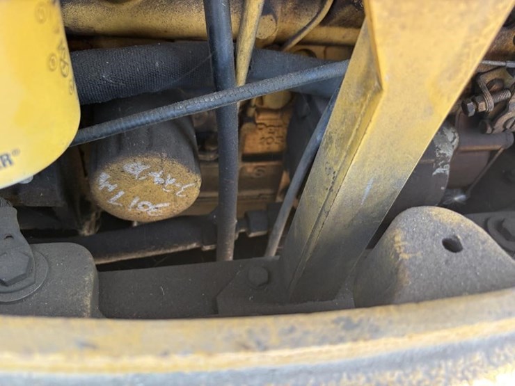 1999-caterpillar-301.5-image-41