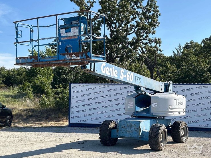 2001-genie-s-60-4x4-60ft.-telescoping-boom-lift-image-1