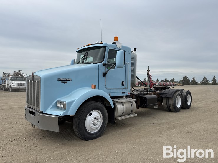 2007-kenworth-t800-image-1