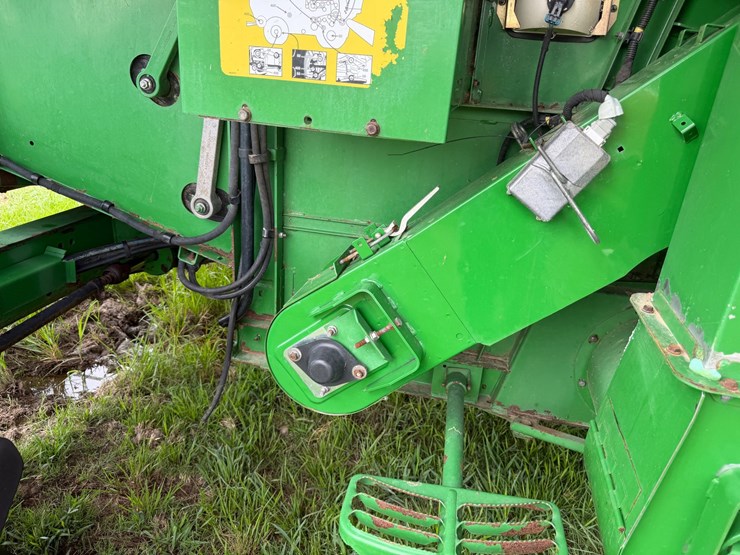 2011-john-deere-9770-sts-image-75