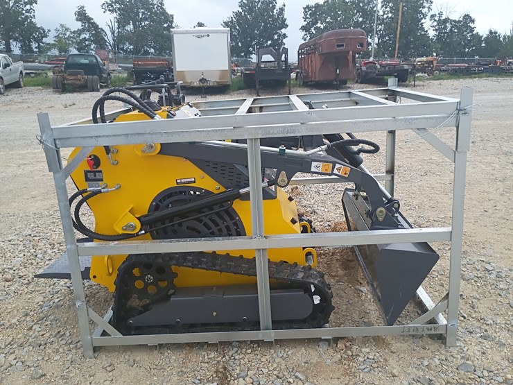 #l73-054-•-2026-ats-t-460-mini-skid-steer-image-1