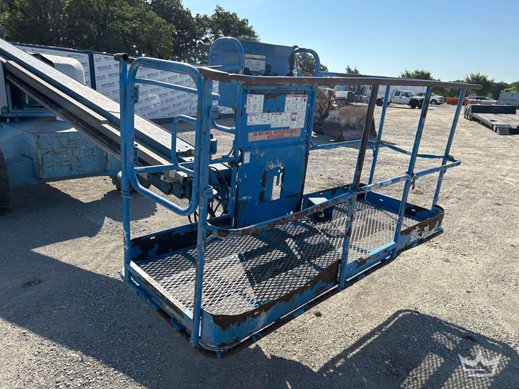 2001-genie-s-60-4x4-60ft.-telescoping-boom-lift-image-11