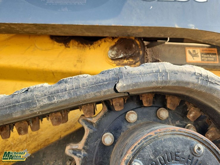 2024-deere-325g-image-52