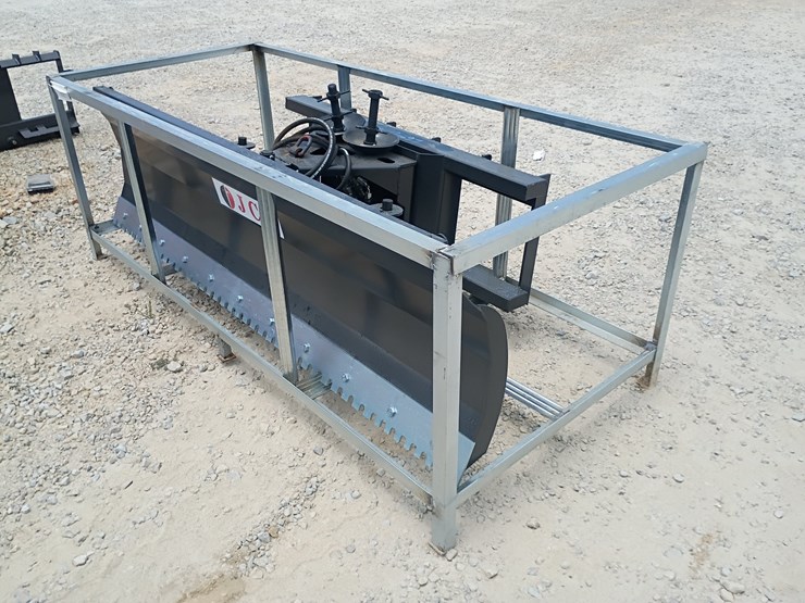 #l64-074-•-jct-blade-skid-steer-attachment-image-2