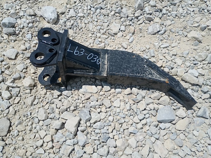 #l63-030-•-ripper-mini-excavator-attachment-image-1