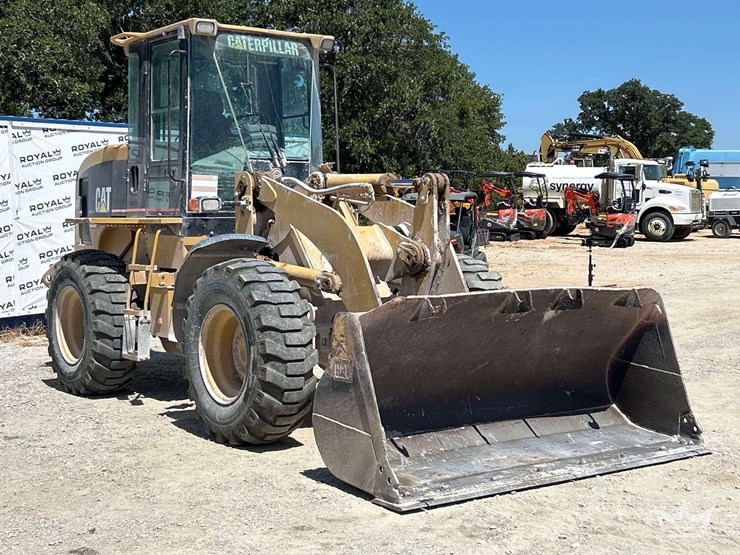 2002-caterpillar-924g-articulated-wheel-loader-image-2