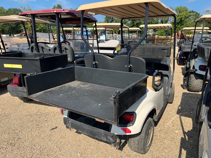 #39638-•-2021-ezgo-txt-golfcart-|-for-parts/repairs-image-4