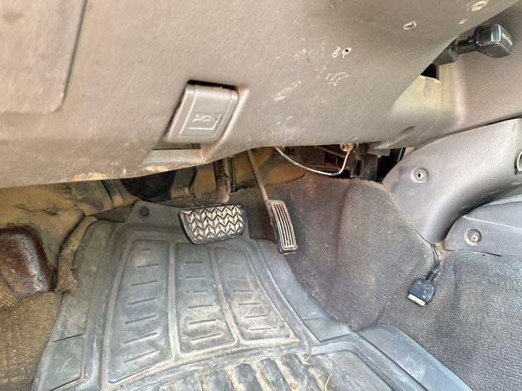 2003-toyota-tacoma-image-22