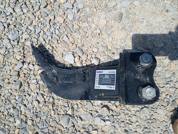 #l65-019-•-ireas-ripper-mini-excavator-attachment-image-5