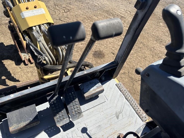 1999-caterpillar-301.5-image-25