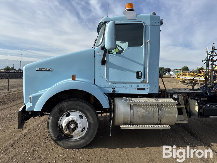 2008-kenworth-t800-image-9