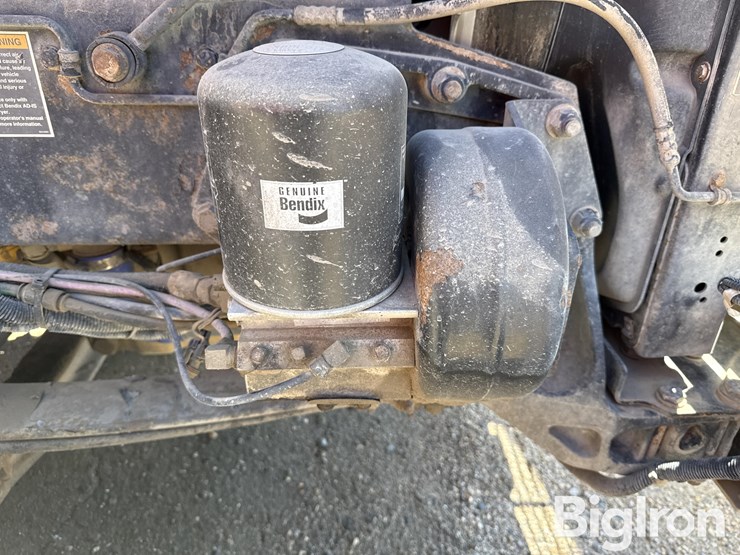 2008-kenworth-t800-image-18