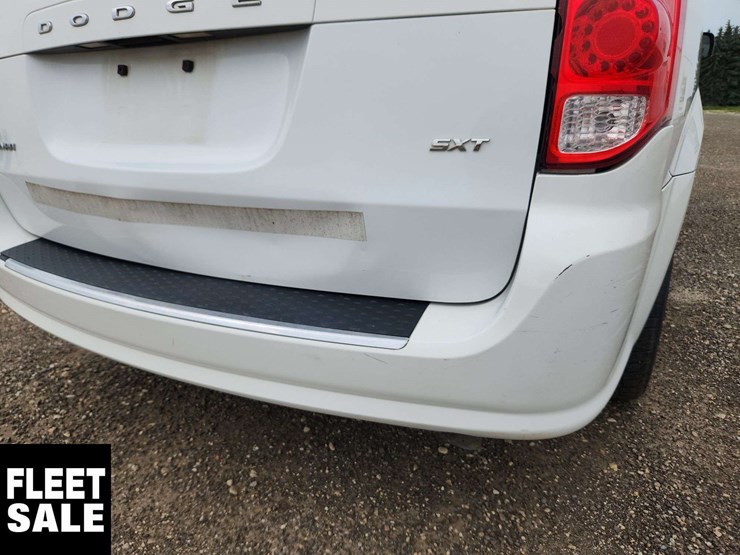 2016-dodge-grand-caravan-image-52