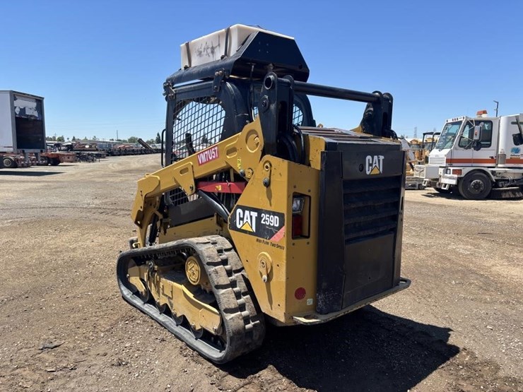 2018-caterpillar-259d-image-4