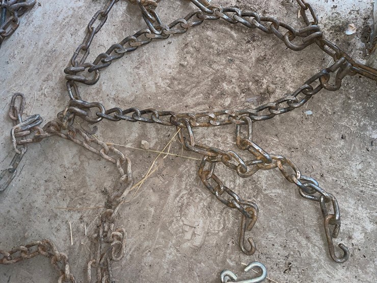 #1241-•-(2)-sets-of-tire-chains-image-11