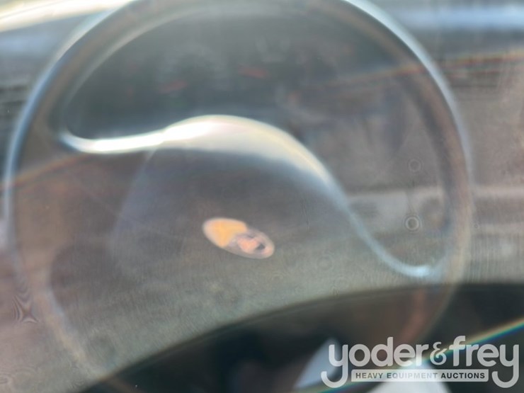 2002-ford-f450-xl-image-25