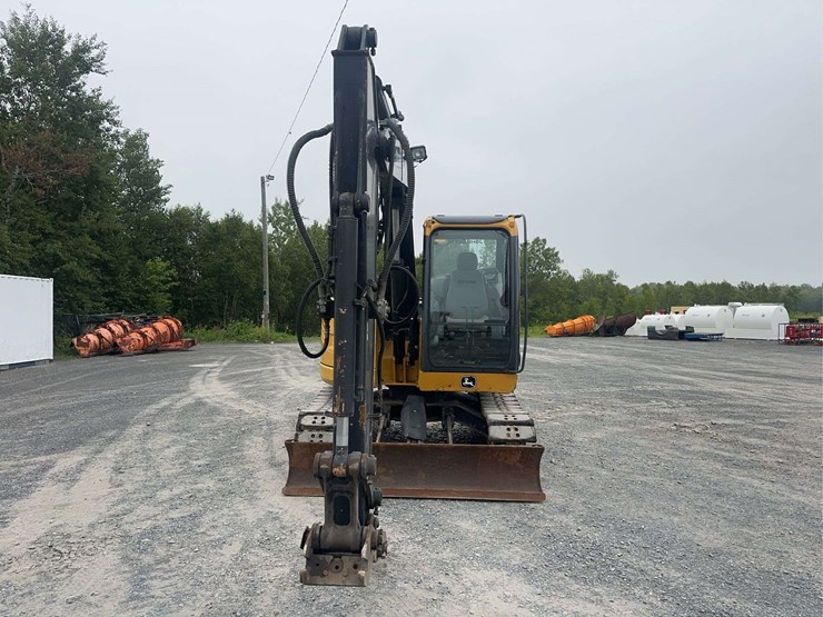 2021-deere-75g-image-2