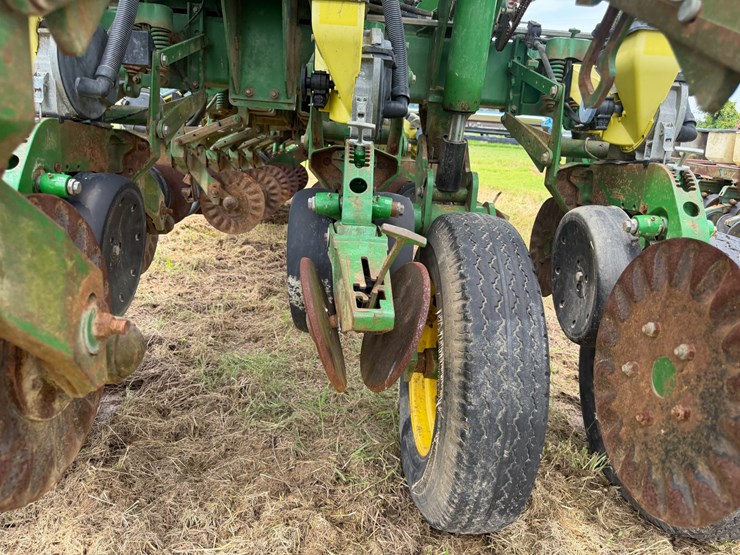 john-deere-1790-image-36