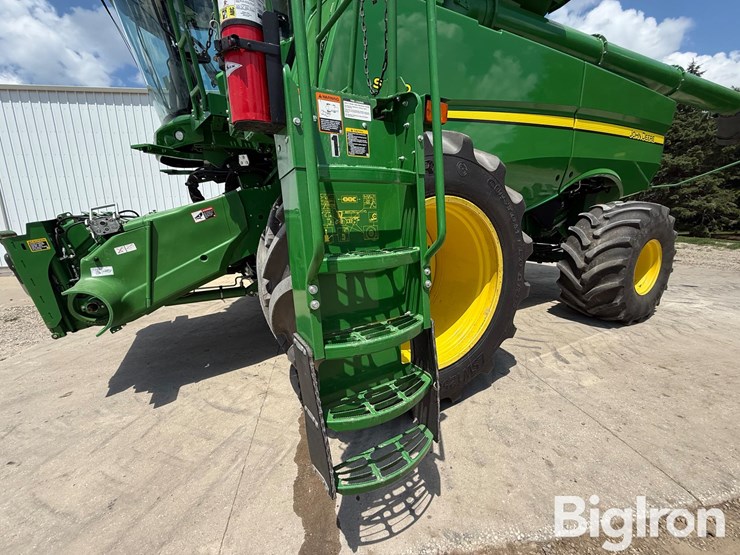2022-john-deere-s780-image-19