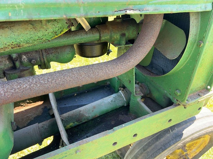 john-deere-b-image-21