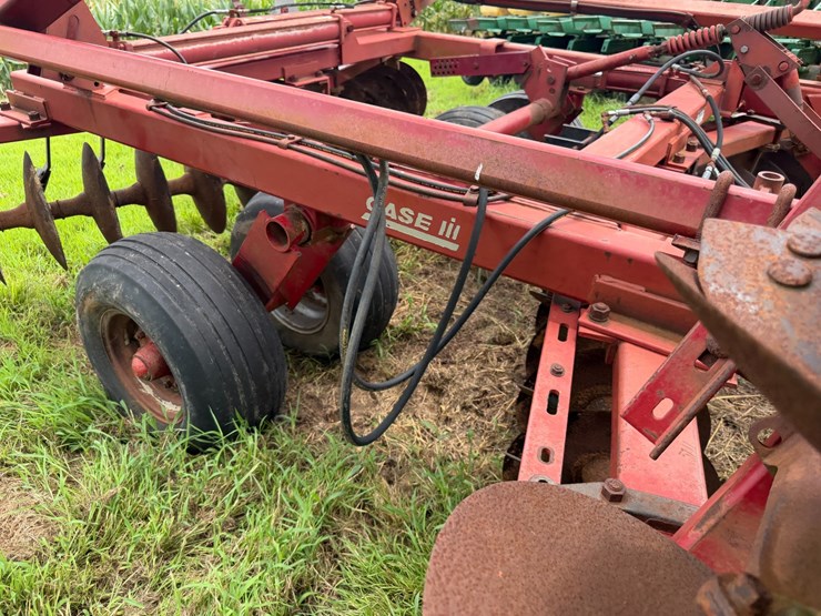 case-ih-3950-image-59