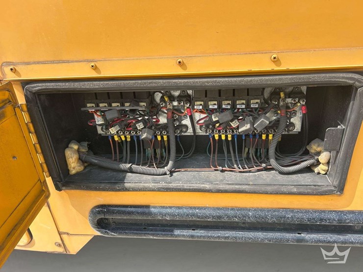 2016-freightliner-b2-image-20