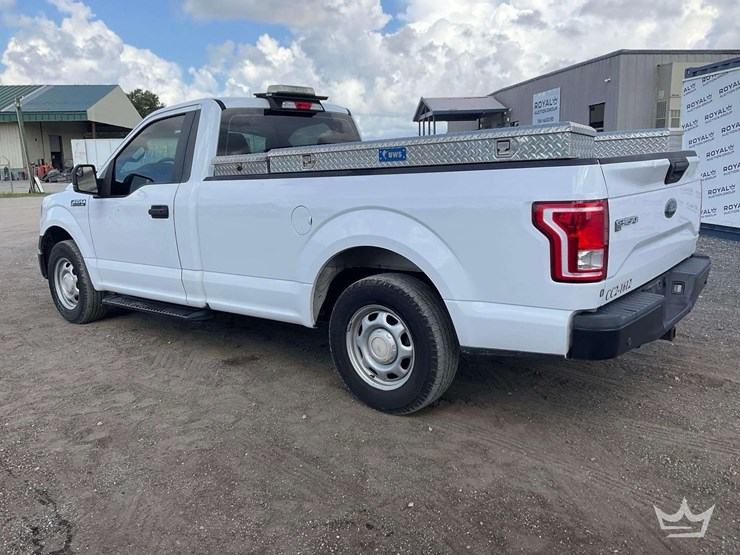 2017-ford-f150-image-4